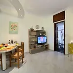 Aristea\'S Apartment