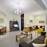 Aristea\'S Apartment
