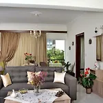 Aristea\'S Apartment